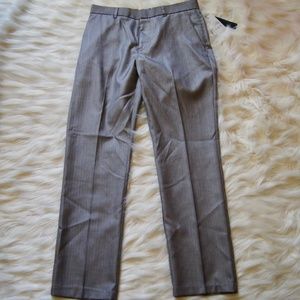 Perry Ellis Travel Luxe Wrinkle Resistant 30x30